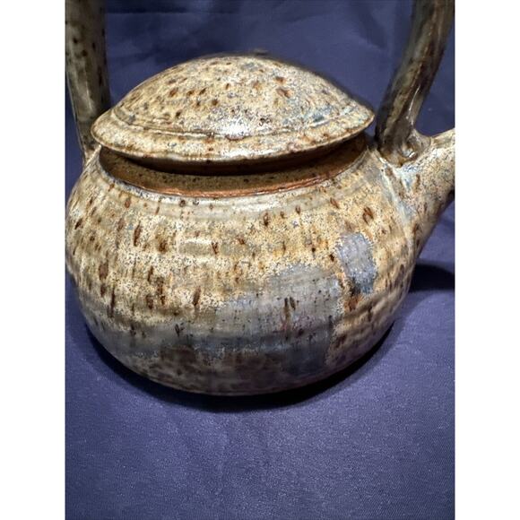 Paseo Collin Rosebrook Stoneware Pitcher Pottery w/ Lid Tan & Blue Oklahoma - Picture 9 of 9